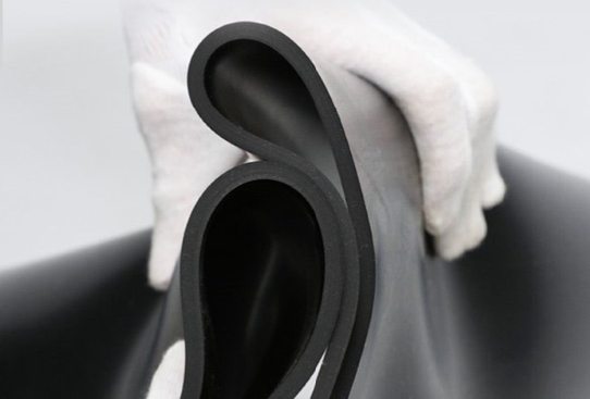 绝缘胶垫与防震橡胶垫：电力设施作为重要防护层